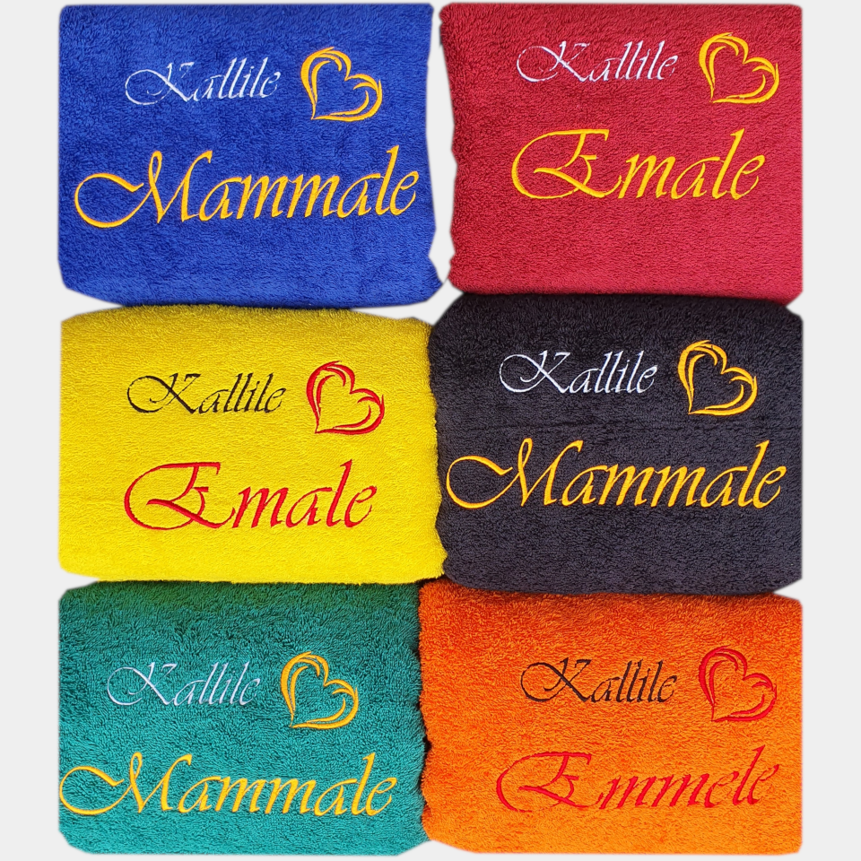 Tikitud südame ja tekstiga puuvillane rätik. 100% puuvilla, 140x70cm